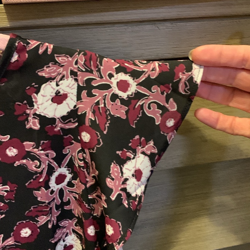 Classic Ann Taylor LOFT Outlet Top - Picture 5 of 7